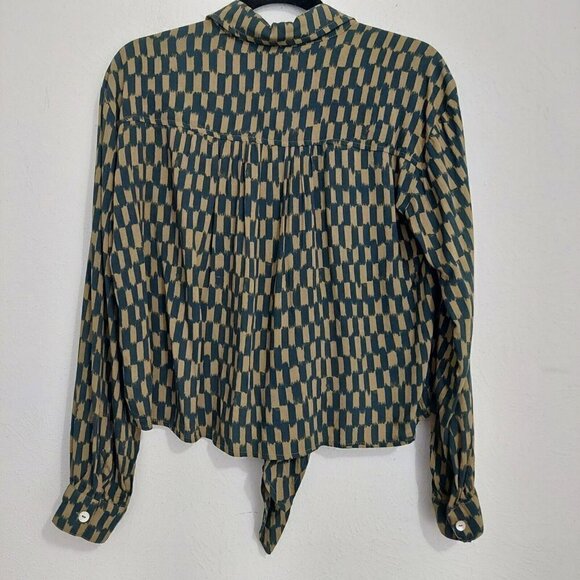 By Together Sz S Button Tie Front Blouse Long Sleeve V-neck Top Geometric Print - Picture 6 of 7